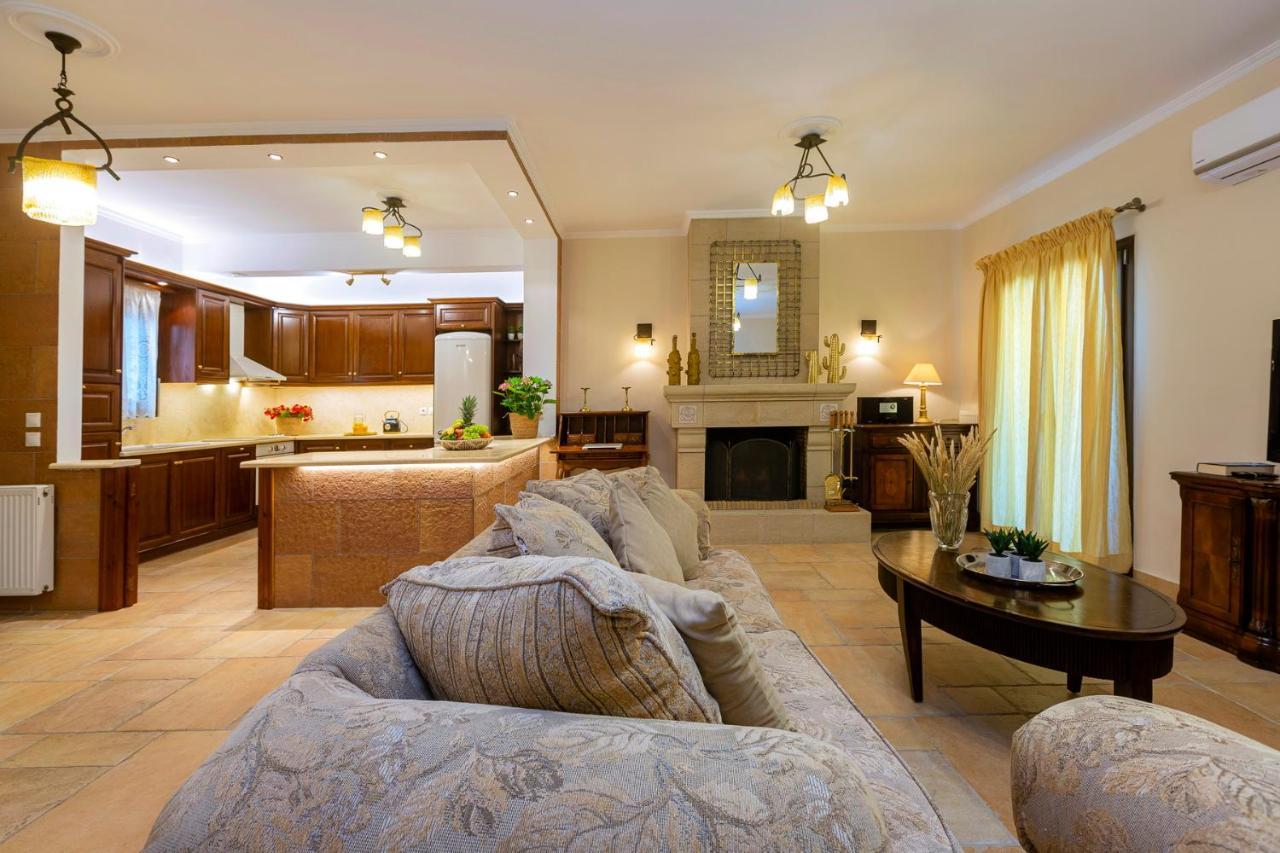 Solaris Methea- Luxury Central Villa By The Castle Кассиопи Экстерьер фото