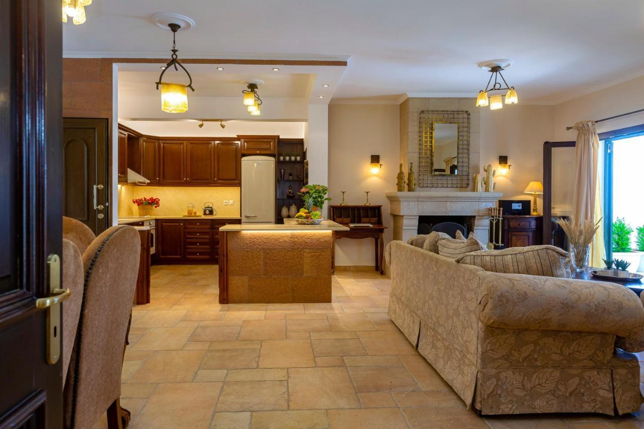 Solaris Methea- Luxury Central Villa By The Castle Кассиопи Экстерьер фото