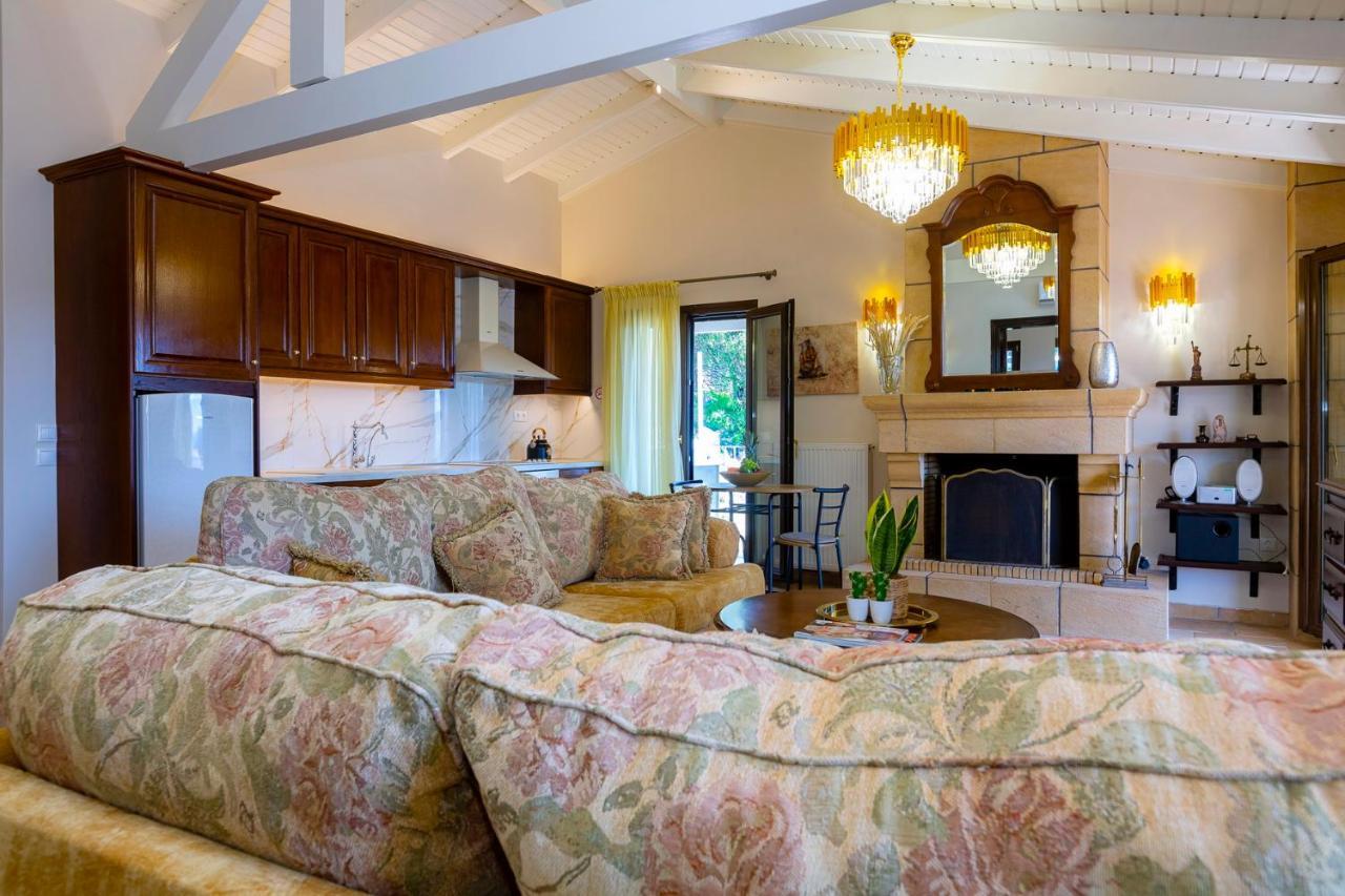 Solaris Methea- Luxury Central Villa By The Castle Кассиопи Экстерьер фото